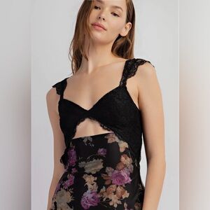 Chic Black Lace Maxi Dress